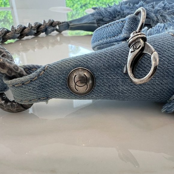 CHANEL DENIM FRINGE HOBO SHOULDER BAG - Picture 15 of 17